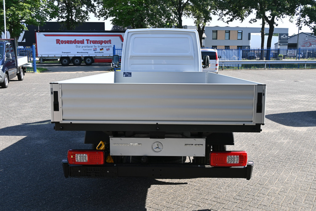 Mercedes-Benz Sprinter 10