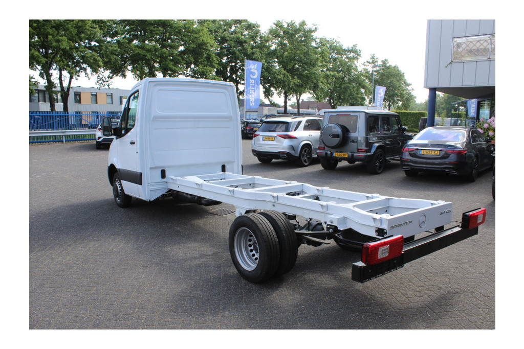 Mercedes-Benz Sprinter 3