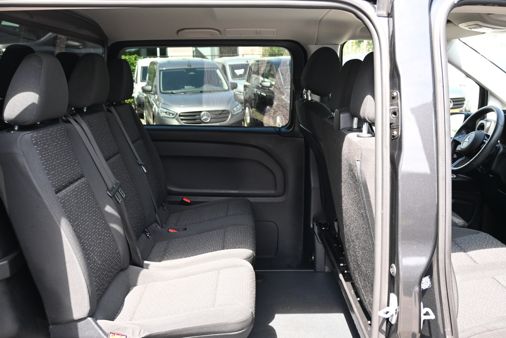Mercedes-Benz Vito 8