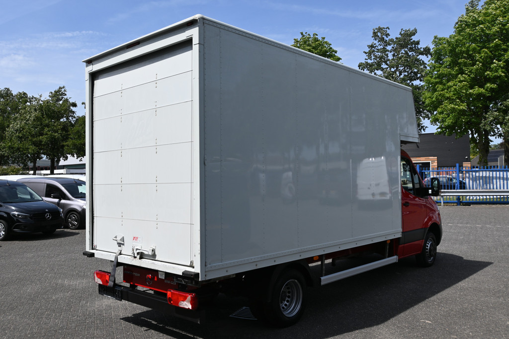 Mercedes-Benz Sprinter 2