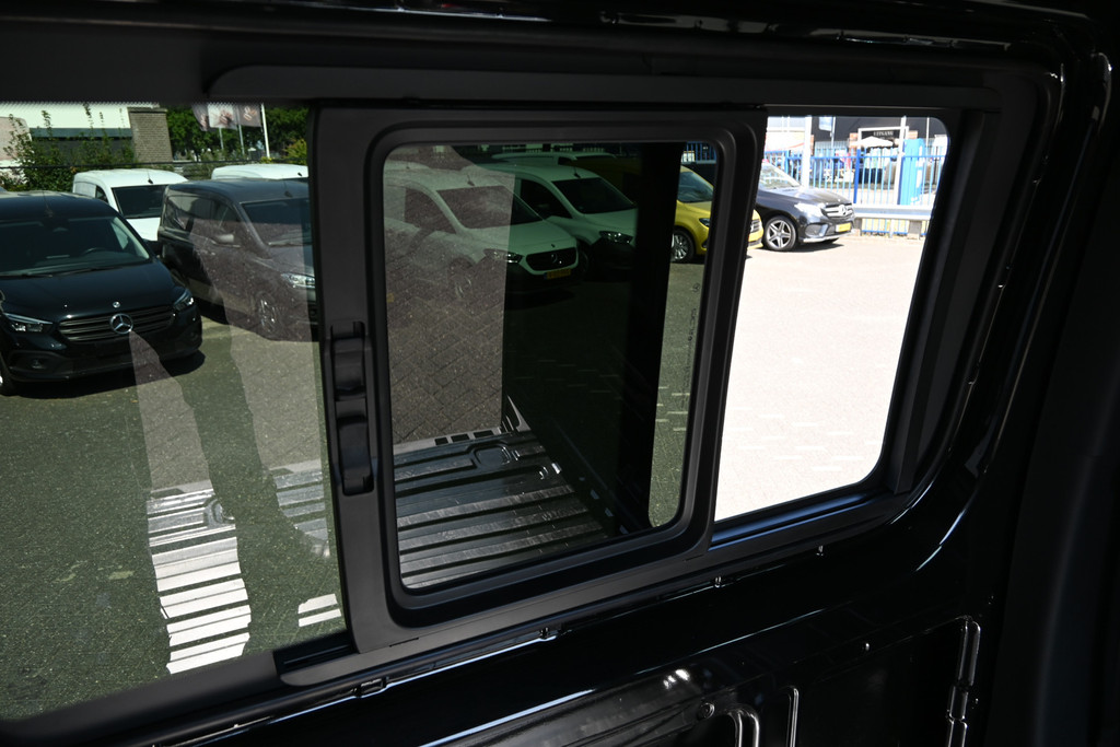 Mercedes-Benz Sprinter 14