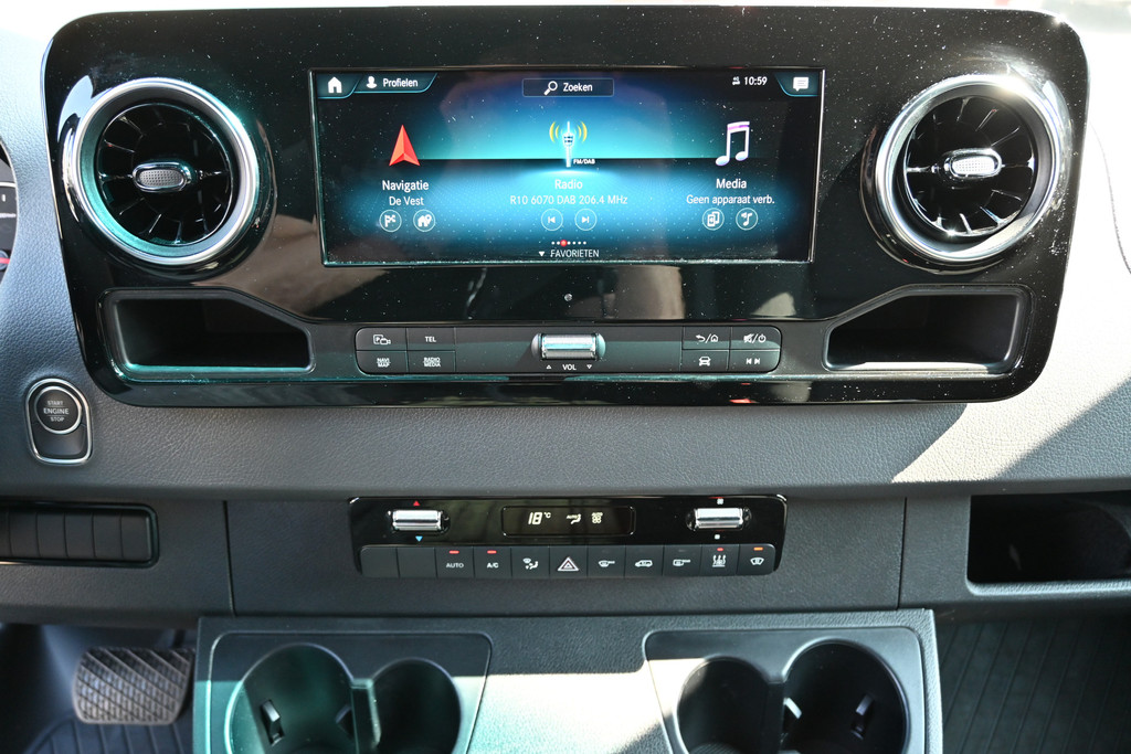 Mercedes-Benz Sprinter 5