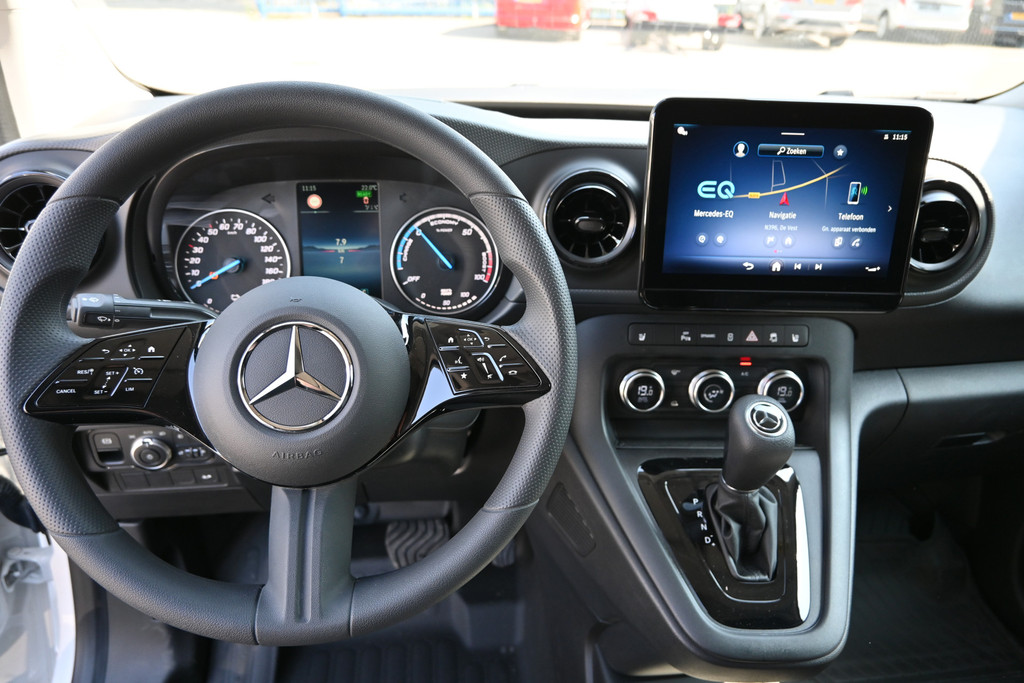 Mercedes-Benz eCitan 13