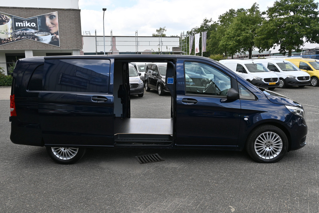 Mercedes-Benz Vito 1