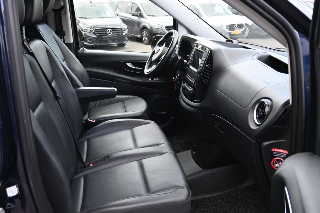 Mercedes-Benz Vito 8