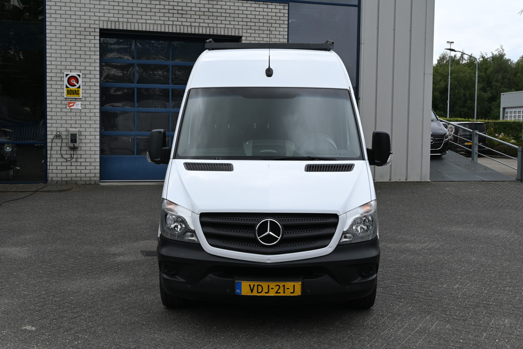 Mercedes-Benz Sprinter 1