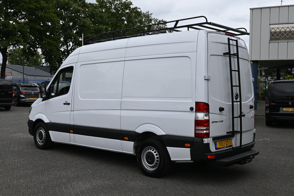 Mercedes-Benz Sprinter 10