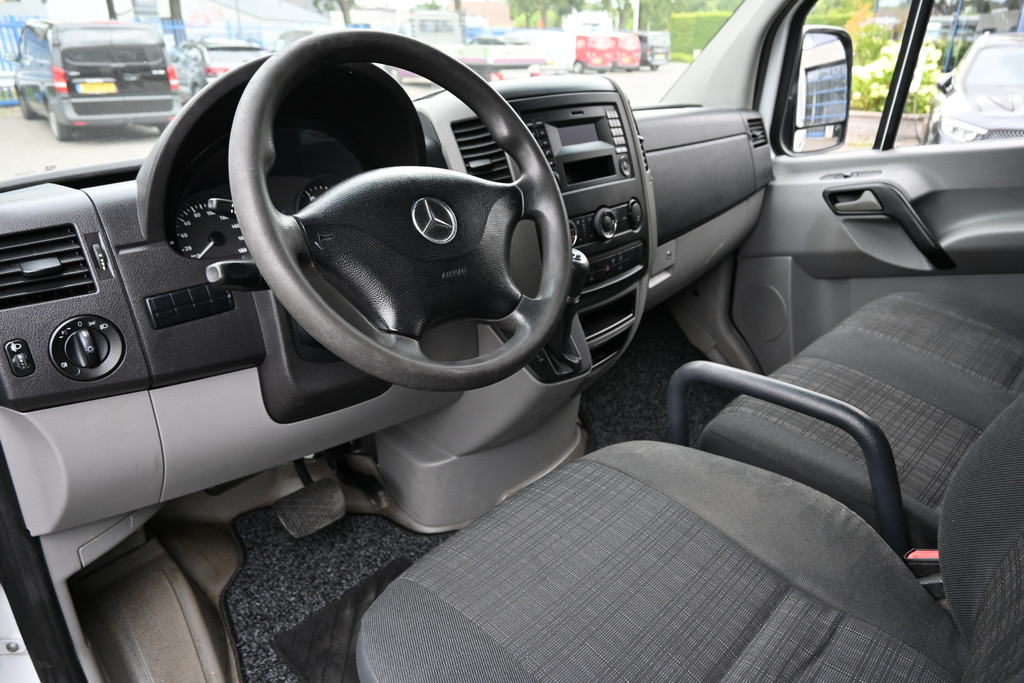 Mercedes-Benz Sprinter 3