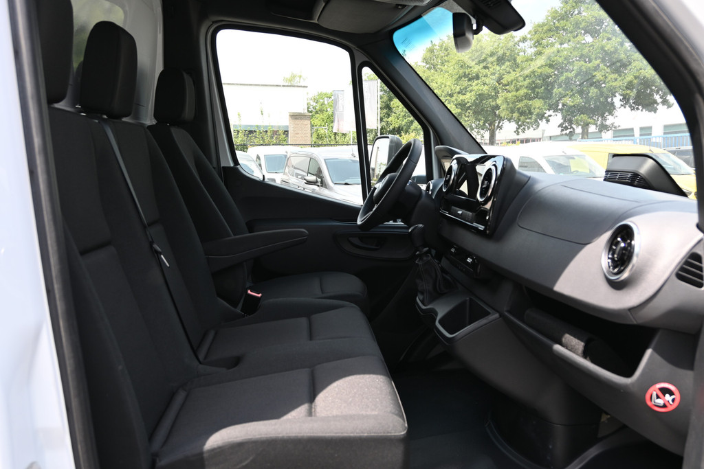 Mercedes-Benz Sprinter 5