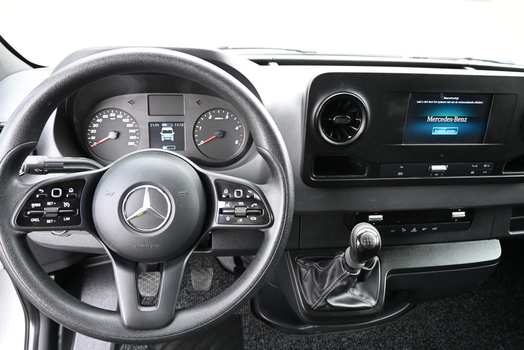 Mercedes-Benz Sprinter 12