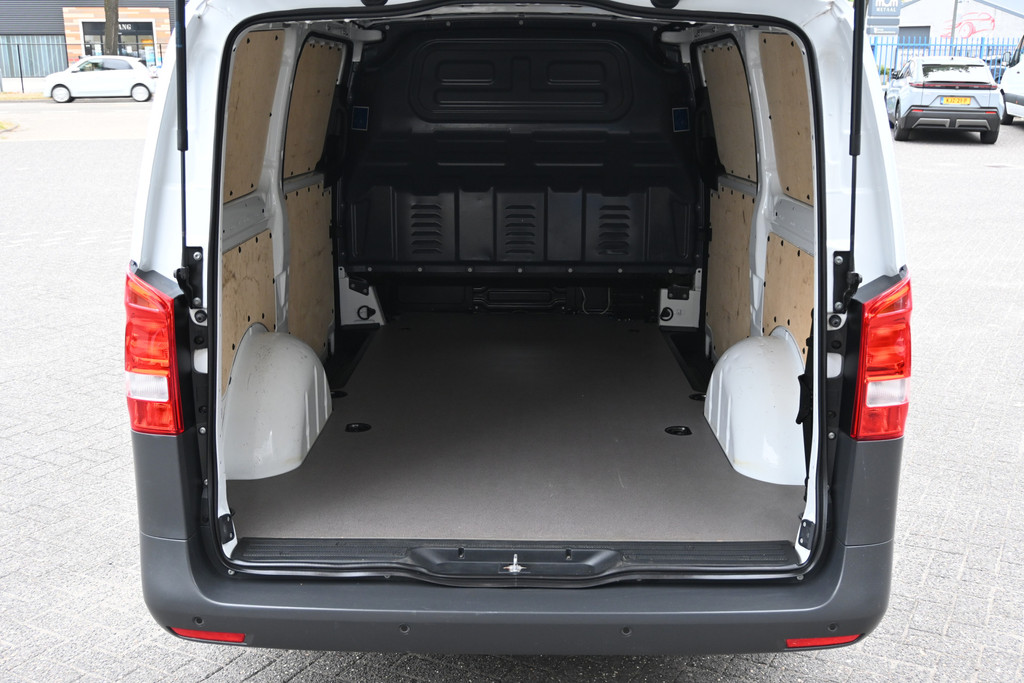 Mercedes-Benz eVito 10