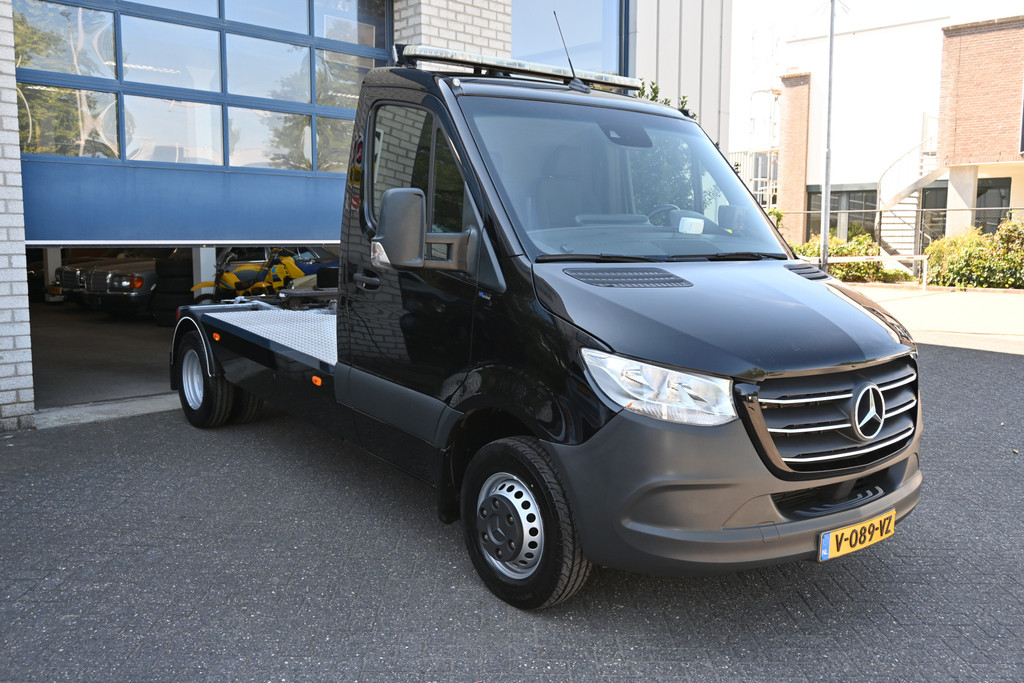 Mercedes-Benz Sprinter 1
