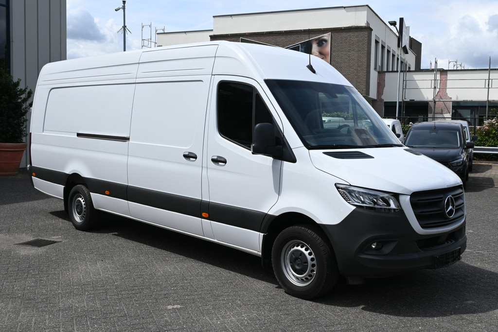 Mercedes-Benz Sprinter 7