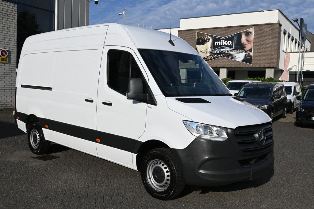 Mercedes-Benz Sprinter 7