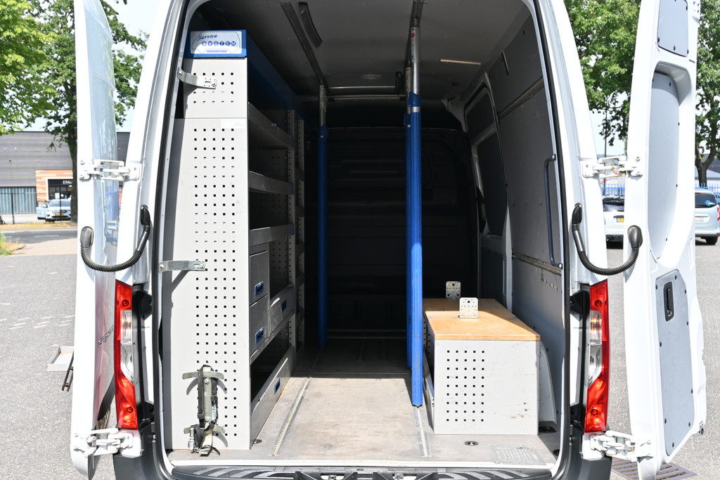 Mercedes-Benz Sprinter 3
