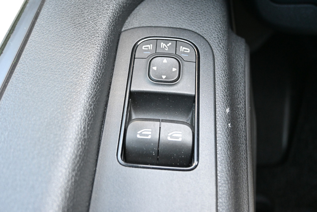 Mercedes-Benz Sprinter 16
