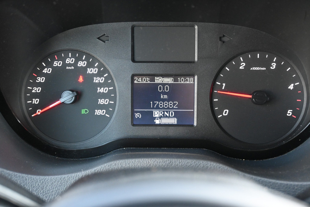 Mercedes-Benz Sprinter 17