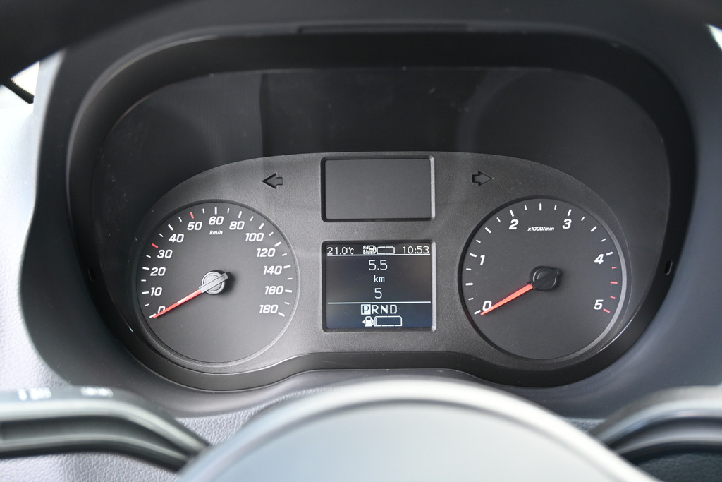 Mercedes-Benz Sprinter 10