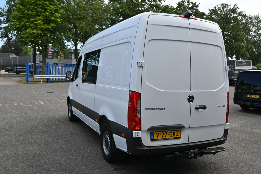 Mercedes-Benz Sprinter 8