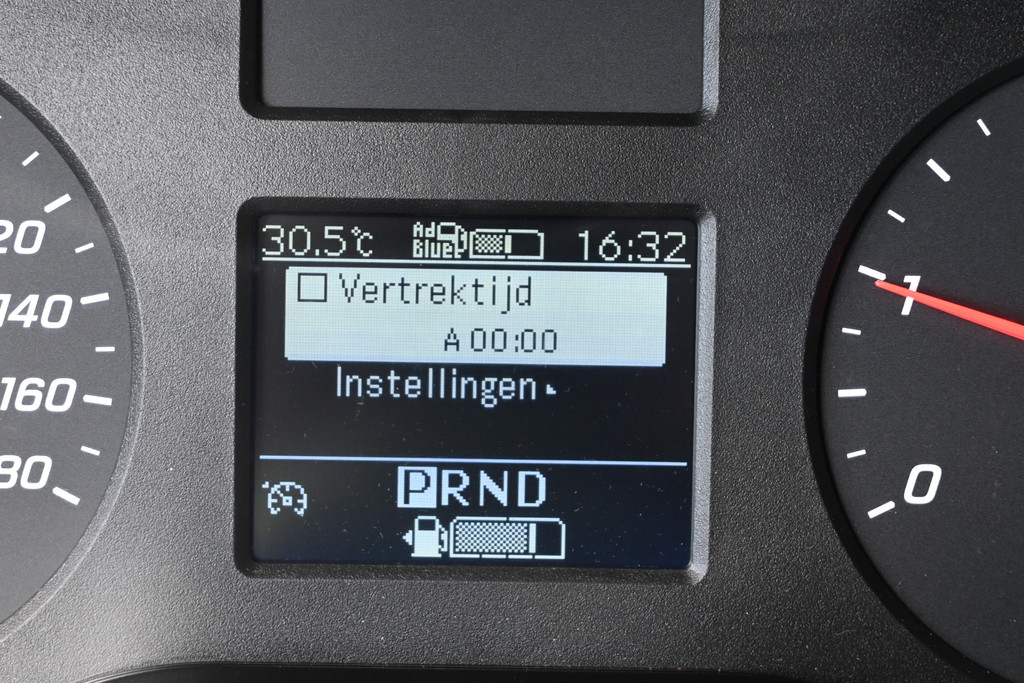 Mercedes-Benz Sprinter 19