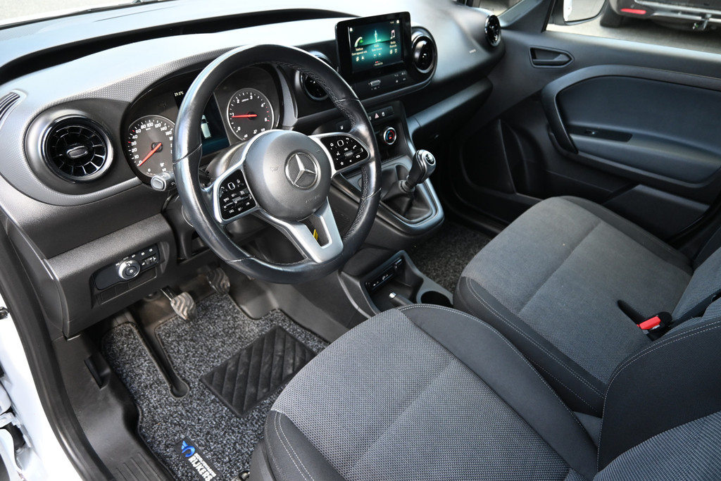 Mercedes-Benz Citan 8