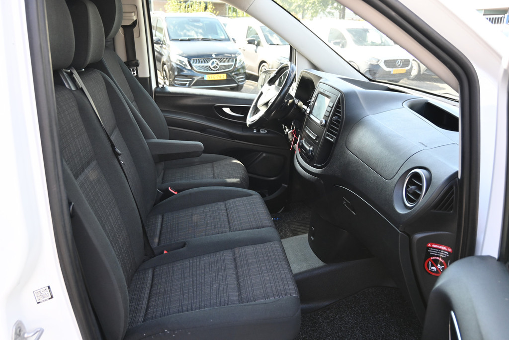 Mercedes-Benz Vito 7