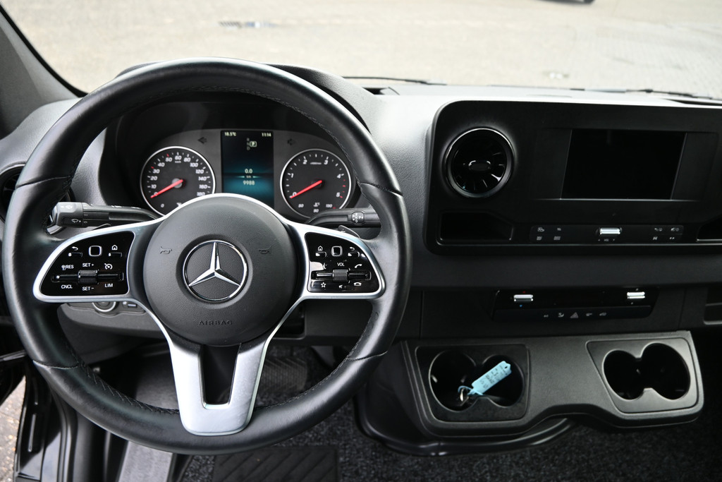 Mercedes-Benz Sprinter 15