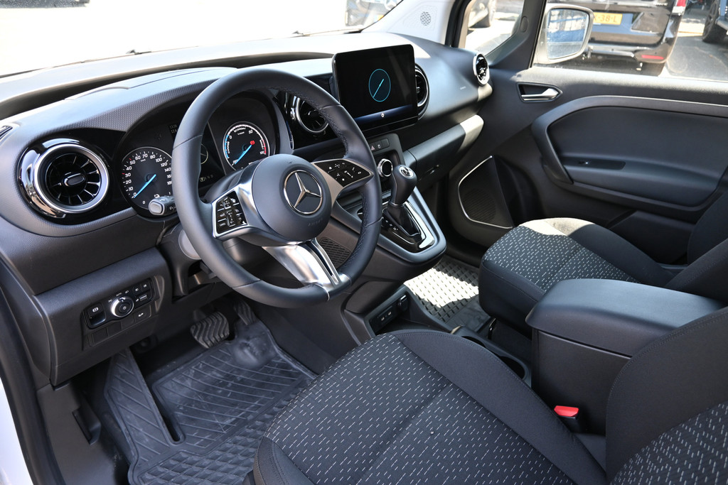 Mercedes-Benz eCitan 3