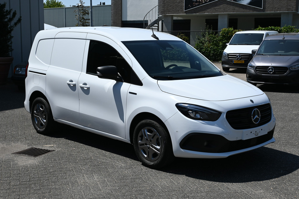 Mercedes-Benz eCitan 8