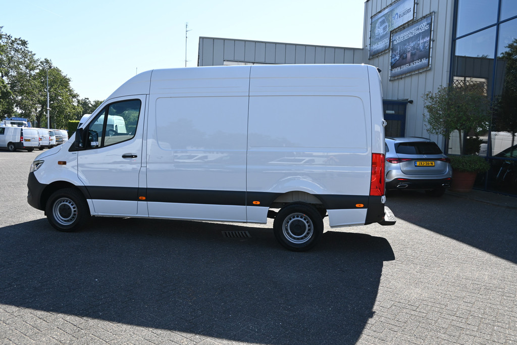 Mercedes-Benz Sprinter 1