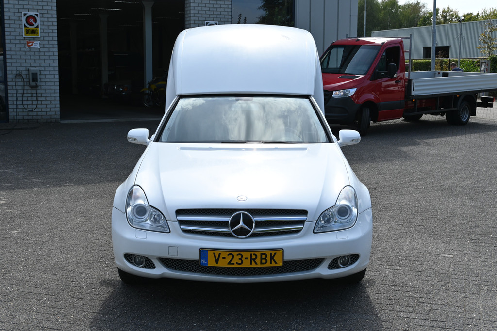 Mercedes-Benz E-Klasse 1