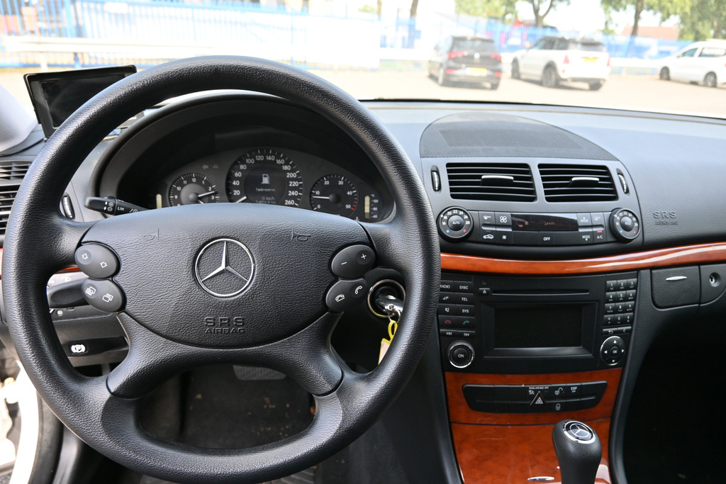 Mercedes-Benz E-Klasse 13
