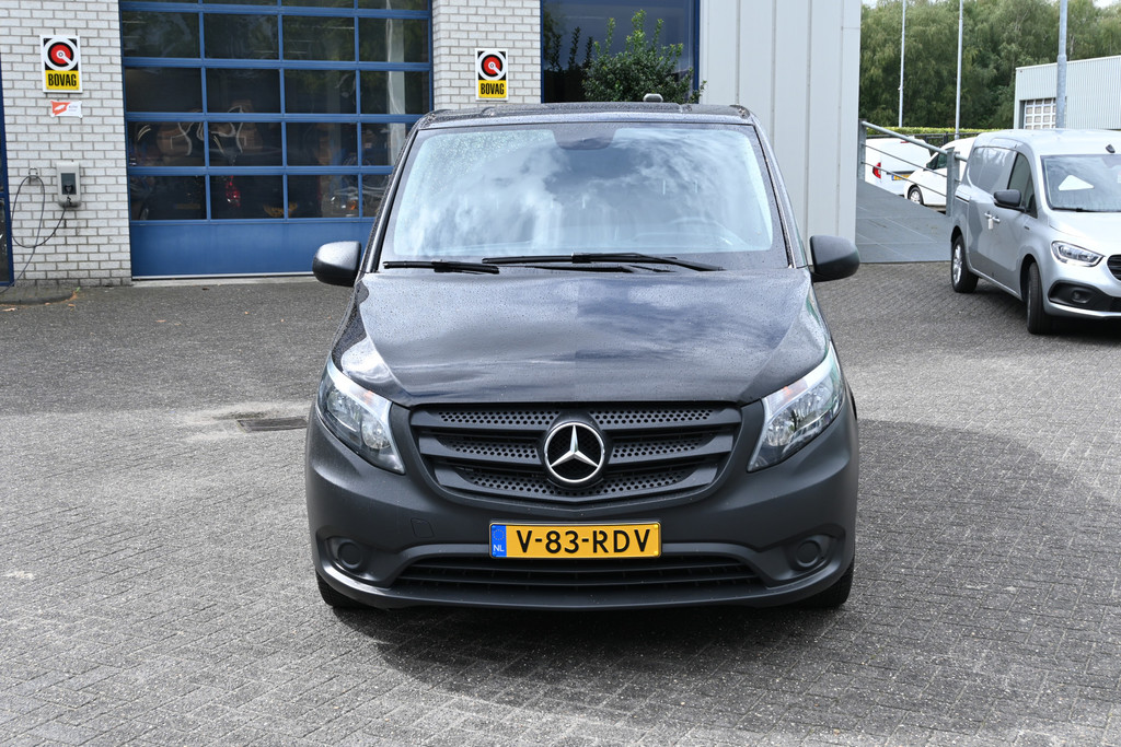 Mercedes-Benz Vito 1