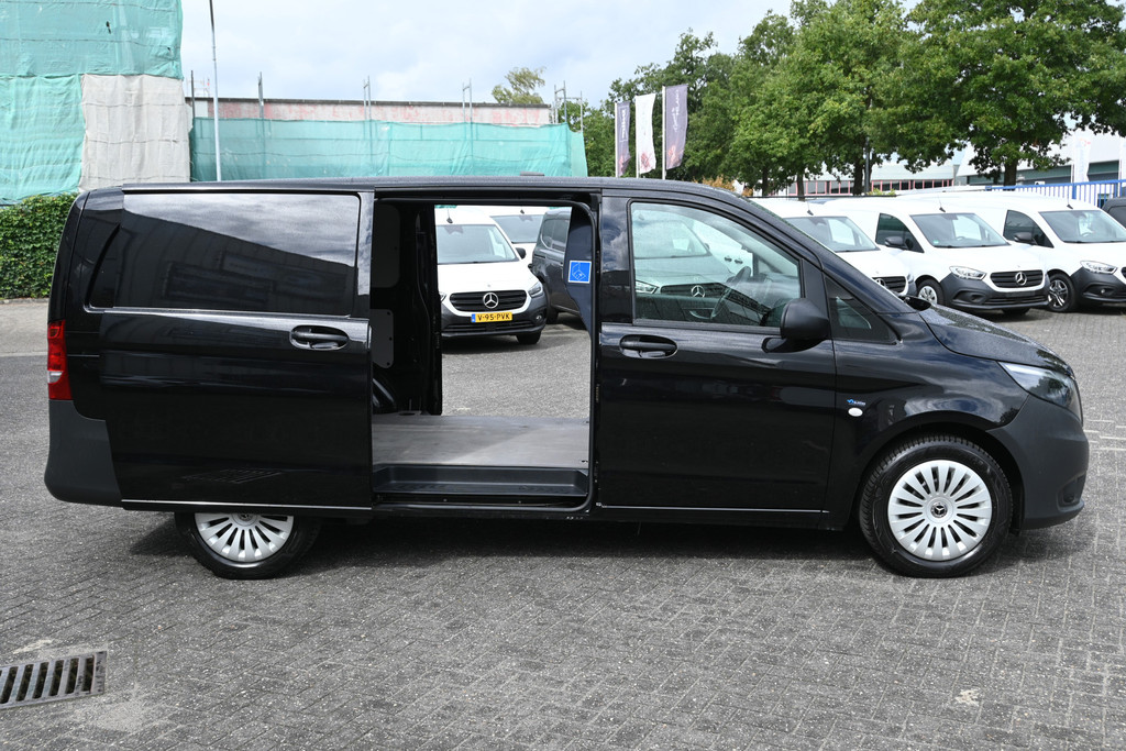 Mercedes-Benz Vito 2