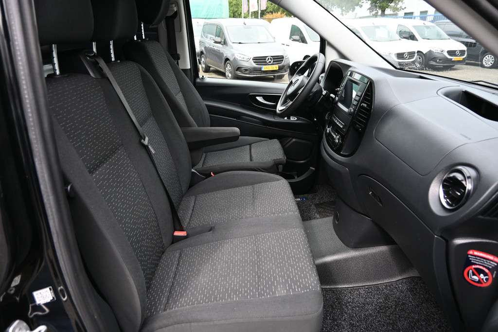 Mercedes-Benz Vito 8