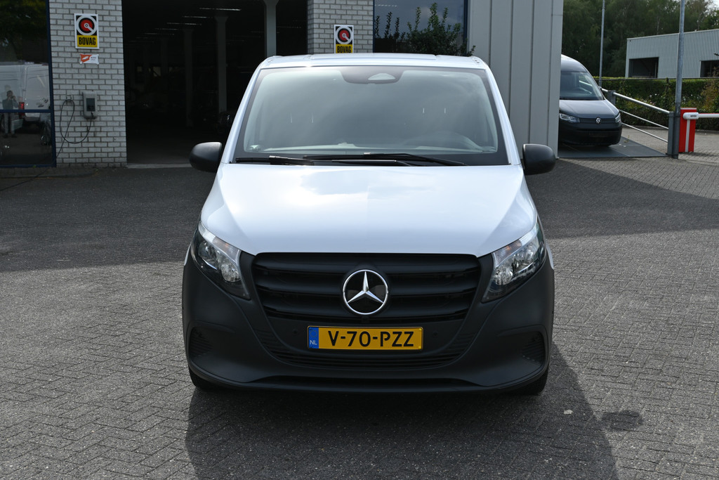 Mercedes-Benz Vito 1
