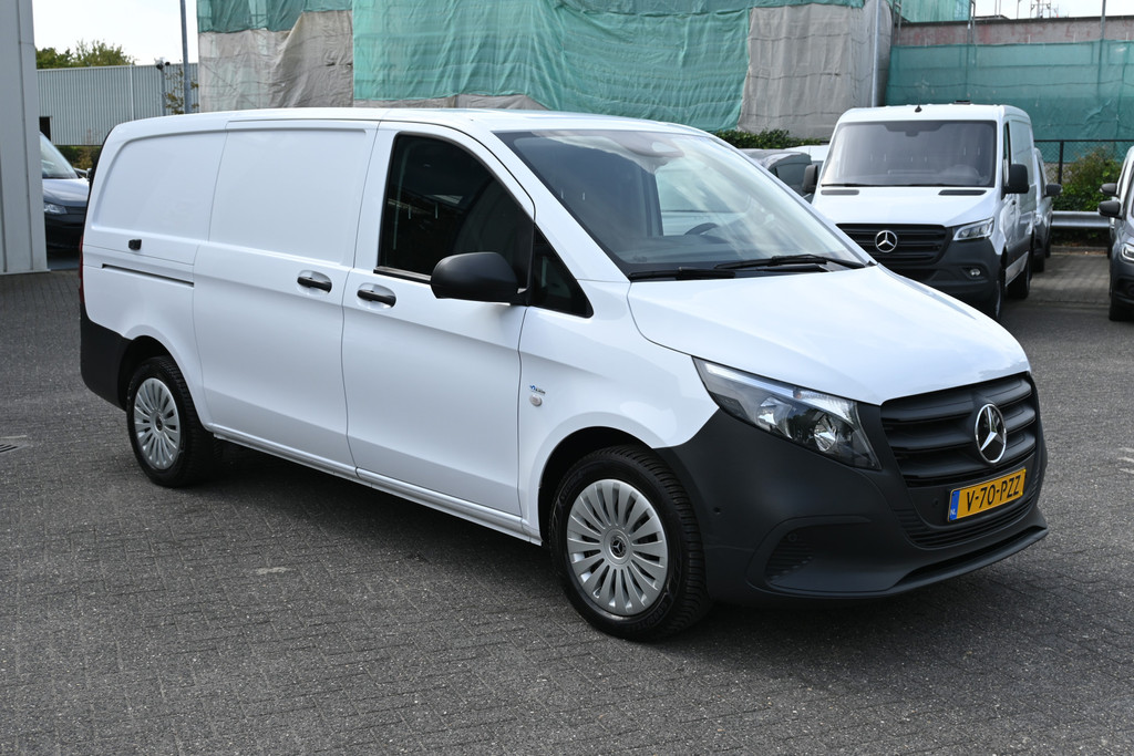 Mercedes-Benz Vito 8