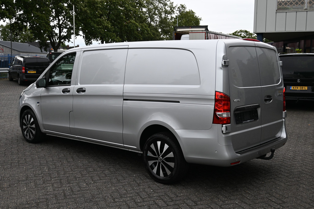 Mercedes-Benz Vito 11