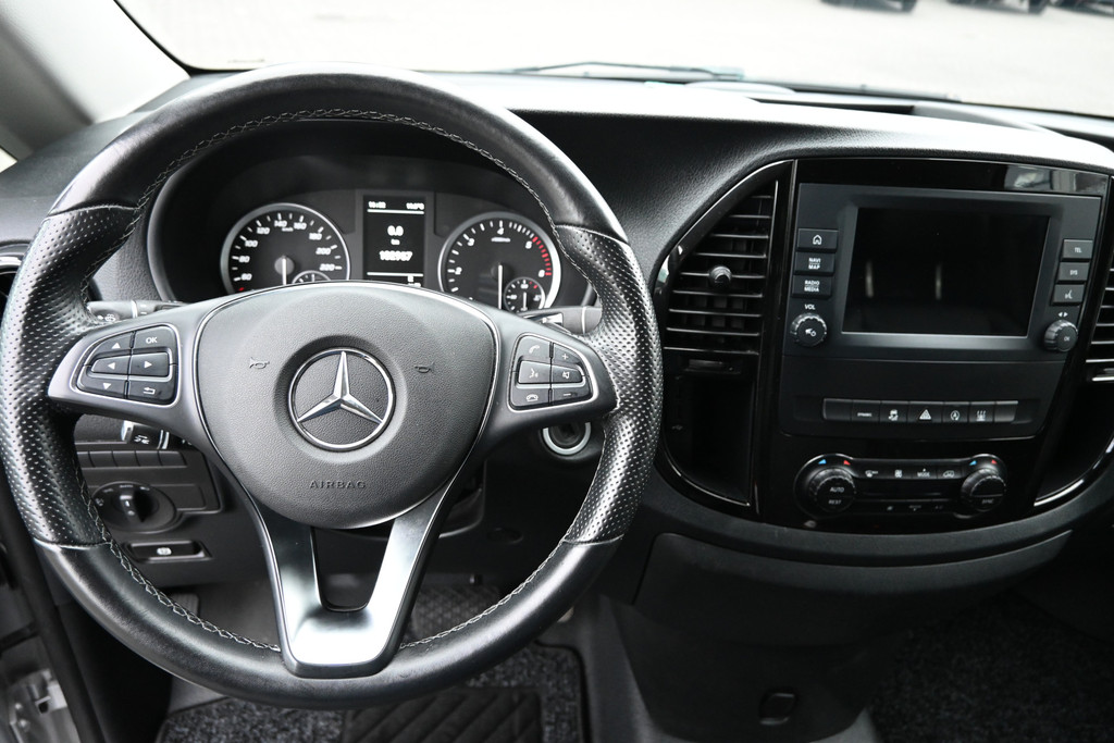 Mercedes-Benz Vito 14