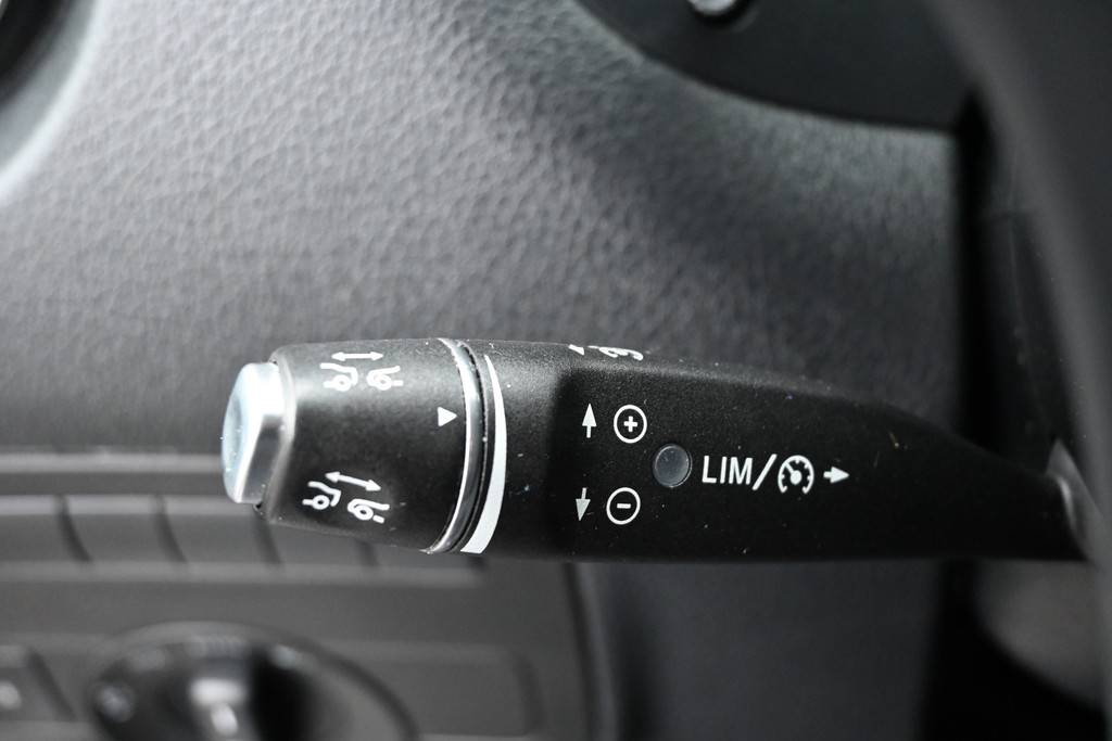 Mercedes-Benz Vito 16