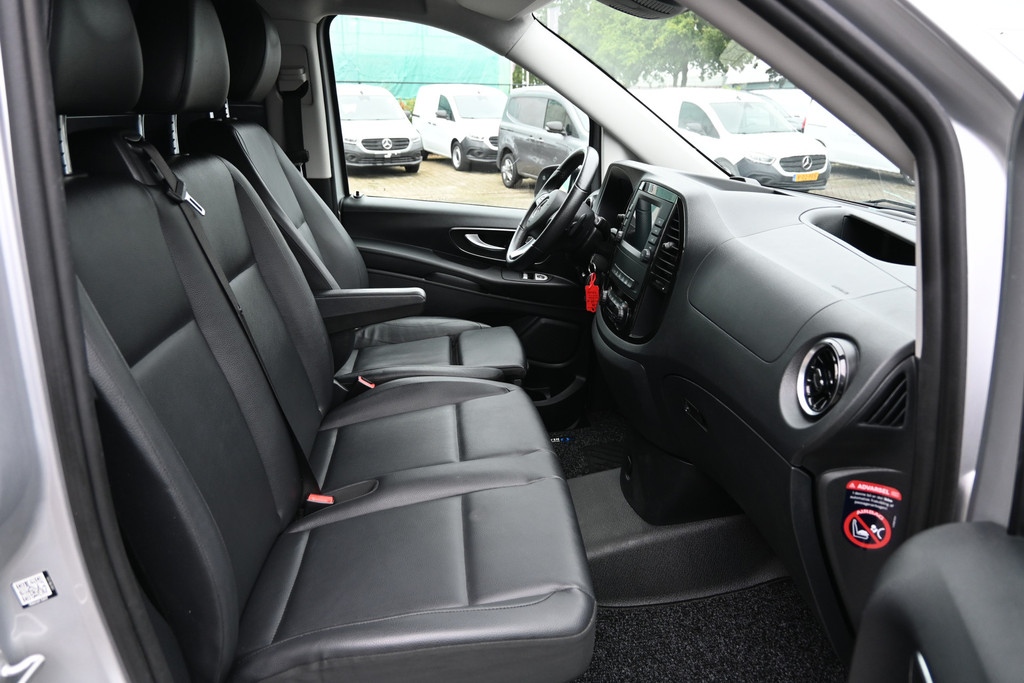 Mercedes-Benz Vito 8