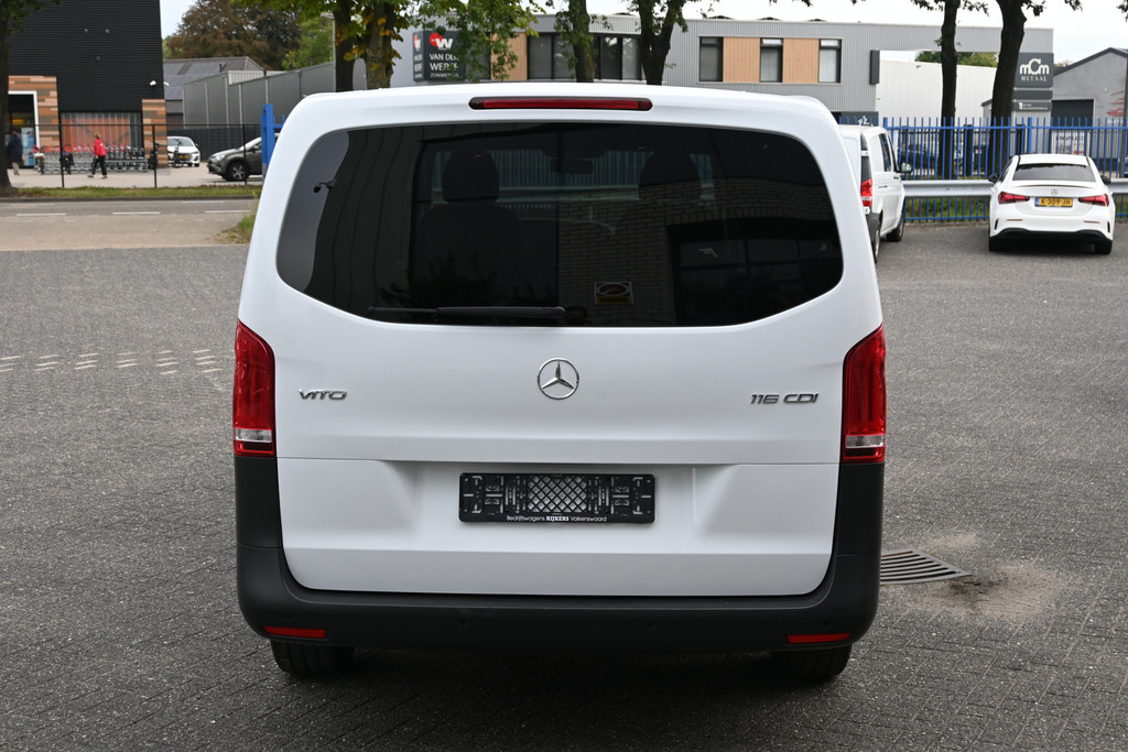 Mercedes-Benz Vito 10