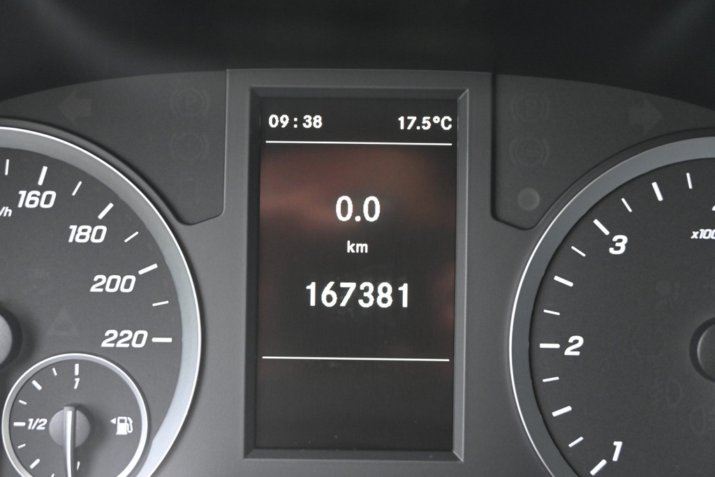 Mercedes-Benz Vito 14