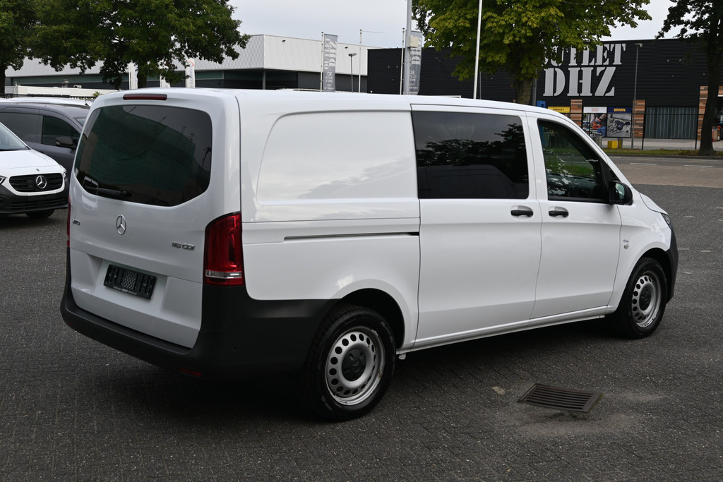 Mercedes-Benz Vito 2