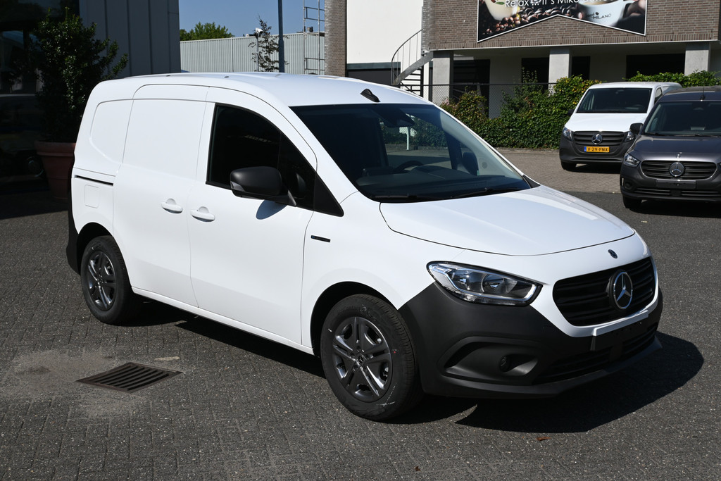 Mercedes-Benz eCitan 8
