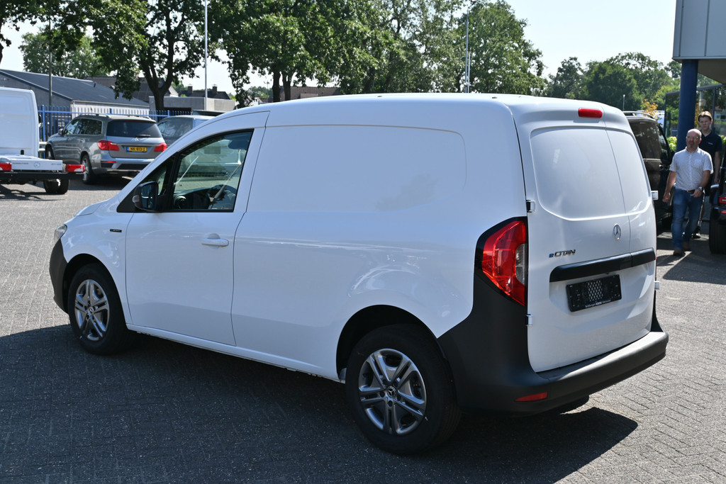 Mercedes-Benz eCitan 9