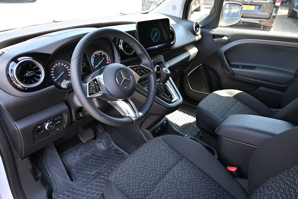 Mercedes-Benz eCitan 3
