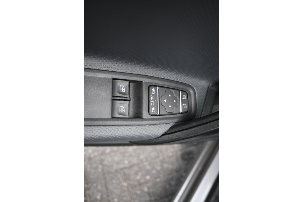 Mercedes-Benz eCitan 12