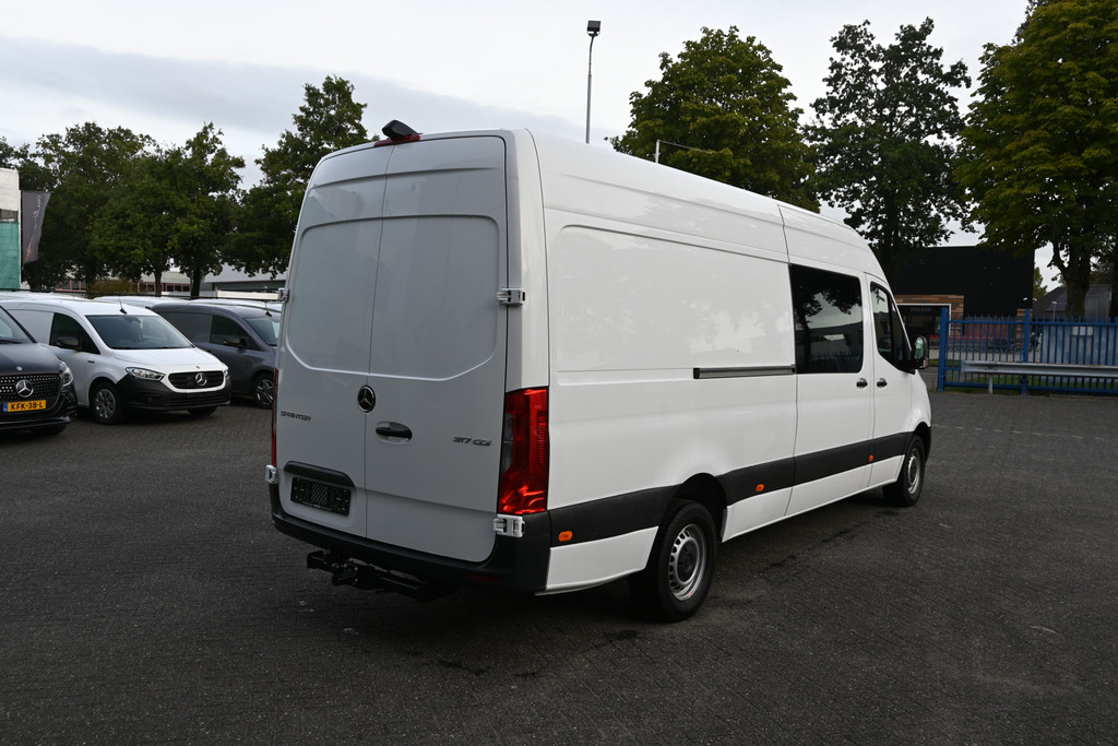 Mercedes-Benz Sprinter 5