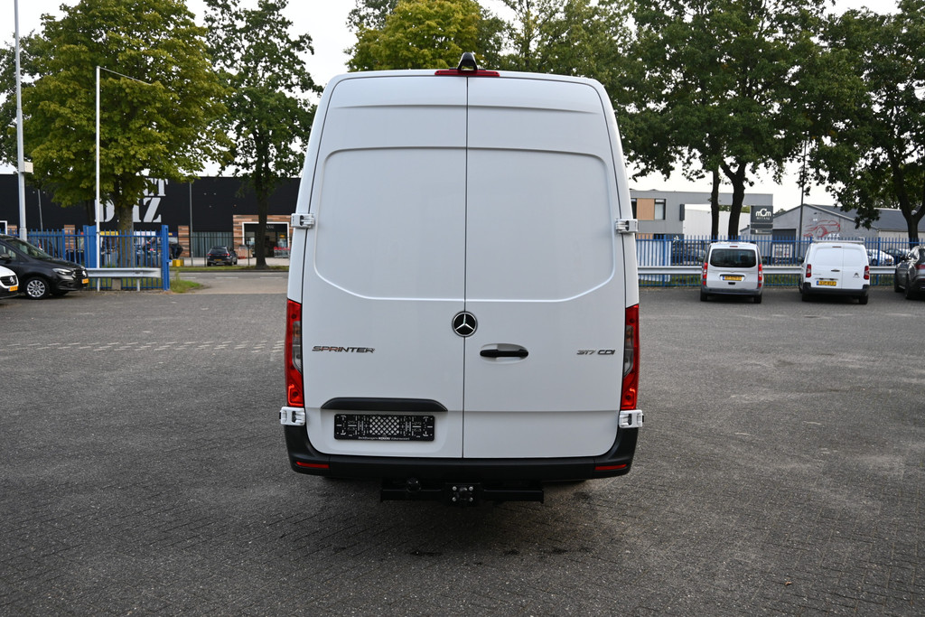Mercedes-Benz Sprinter 6